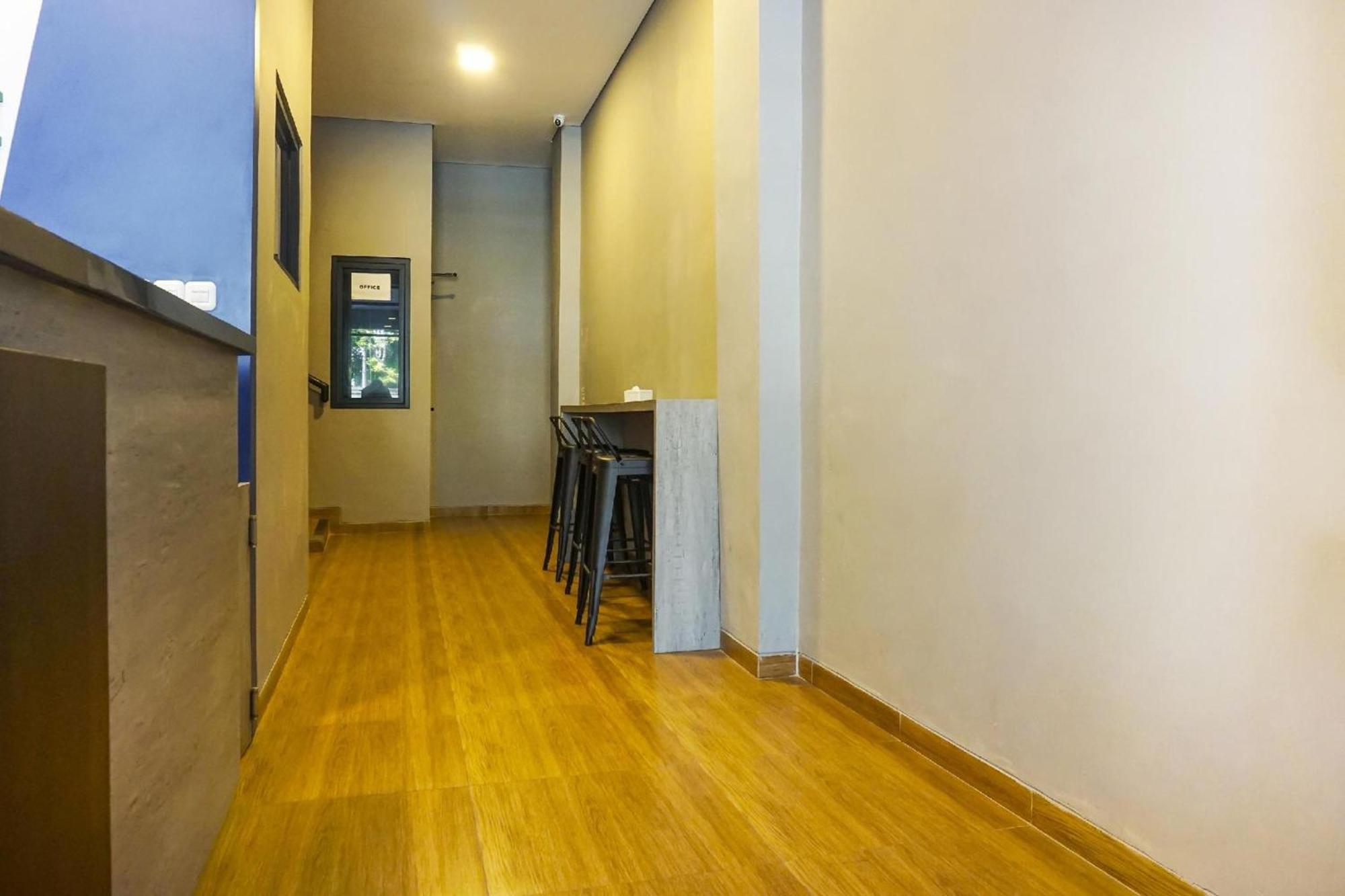 Oyo 91328菲杜西亚胶囊酒店 雅加达 外观 照片
